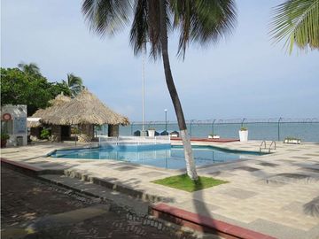 Venta de cabaña amoblada con salida directa al mar, Playa Salguero|02