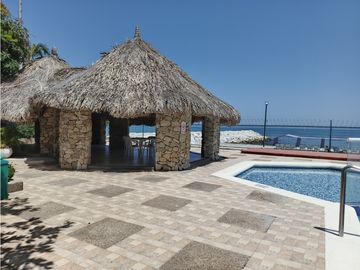Venta de cabaña amoblada con salida directa al mar, Playa Salguero|02