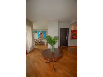VENDO APARTAMENTO CON VISTA AL PARQUE OMAR EN ALTOS DEL GOLF $720.000