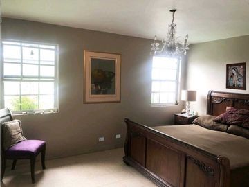 APARTAMENTO EN ALTOS DEL GOLF PH LAURA MARIA 3REC 2B 173M2