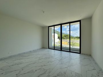Casa en Venta en Monterrey, Carretera Nacional