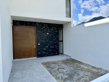 Casa en Venta en Monterrey, Carretera Nacional