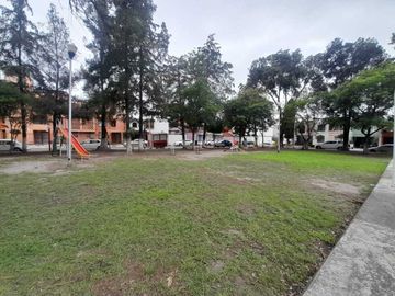 Casa en venta, Fracc. Vista Alegre,  a unas calles de CU