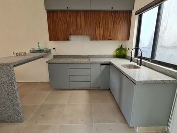 CASA NUEVA EN VENTA. 2 RECAMARAS. CERCA DE LA.PLAYA. CARMEN, CAMPECHE