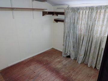 Casa dos pisos remodelada calle Jaspe- La Florida