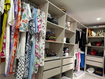 Se Vende Apartamento Con 3 Parqueaderos Barrio La Castellana Armenia