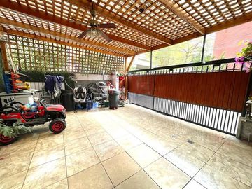 Casa en Venta en MA - Estación Pirque, Metro Ñuble, San Eugenio