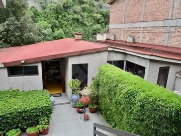 Casa en condominio en venta en Lomas AnAhuac