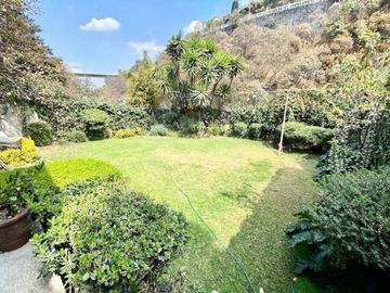 Casa en condominio en venta en Lomas AnAhuac