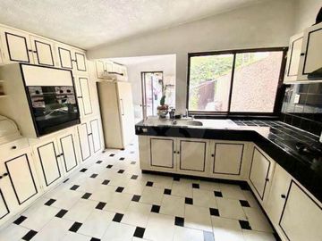 Casa en condominio en venta en Lomas AnAhuac