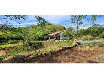 Vendo Eco Aldea Guane Vda. Regadillo Barichara a 1.2 km de Guane