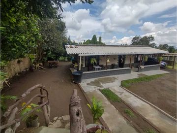 Se Vende Casa de Campo, Vía Alcalá a Filandia