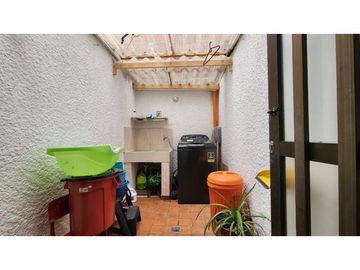 Venta de casa independiente en Sabaneta