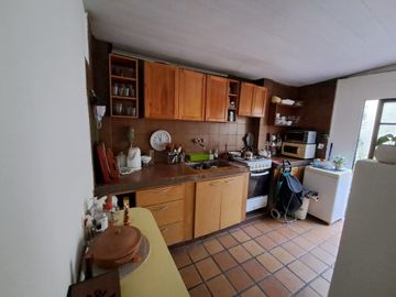 VENTA PH DEPTO 4 AMB C/PATIO EN AVELLANEDA CENTRO