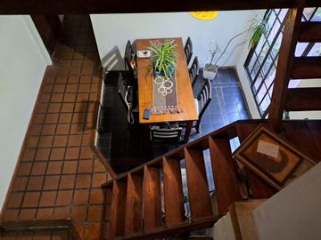 VENTA PH DEPTO 4 AMB C/PATIO EN AVELLANEDA CENTRO