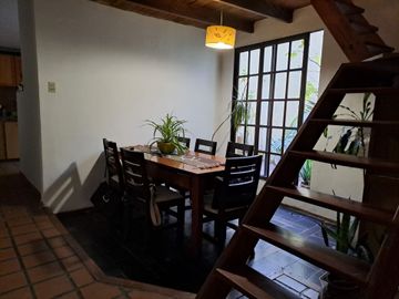 VENTA PH DEPTO 4 AMB C/PATIO EN AVELLANEDA CENTRO