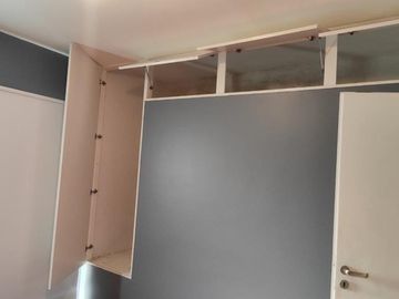 VENTA DE EXCELENTE DEPARTAMENTO DUPLEX 3 AMBIENTES EN LUIS GUILLÓN CON COCHERA - EN COMPLEJO - 80 M²