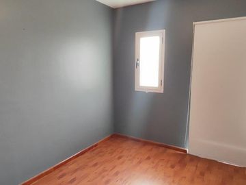 VENTA DE EXCELENTE DEPARTAMENTO DUPLEX 3 AMBIENTES EN LUIS GUILLÓN CON COCHERA - EN COMPLEJO - 80 M²