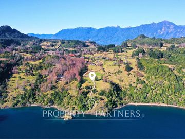 Terreno con excelente vista y acceso al Lago Ranco