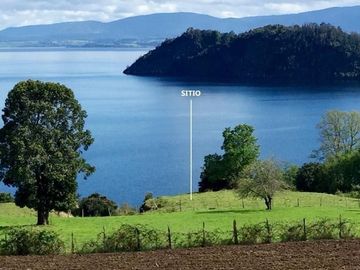 Terreno con excelente vista y acceso al Lago Ranco