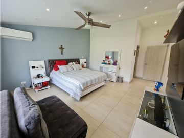 Hermosa casa Quintas de Don Simón conjunto
