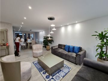 Hermosa casa Quintas de Don Simón conjunto