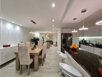 Hermosa casa Quintas de Don Simón conjunto