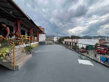 CASA COMERCIAL TRIFAMILIAR EN VENTA EN SECTOR LA BADEA/DOSQUEBRADAS