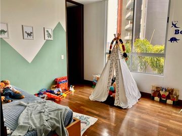 VENDO  APARTAMENTO POBLADO LOS BALSOS