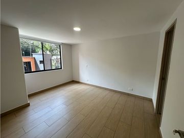 HERMOSO APARTAMENTO REMODELADO CERCA A OVIEDO