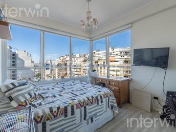 Departamento de 4 ambientes con cochera y baulera, Palermo - Palermo View- Venta.