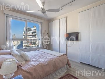 Departamento de 4 ambientes con cochera y baulera, Palermo - Palermo View- Venta.