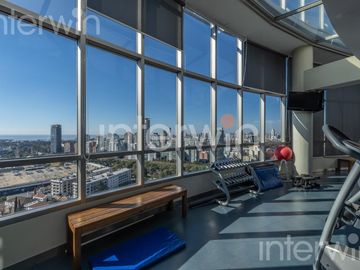 Departamento de 4 ambientes con cochera y baulera, Palermo - Palermo View- Venta.