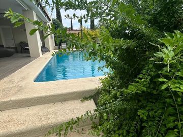 Casa en Venta / Renta en Fracc Santa Sofía Country Club (AMUEBLADA)