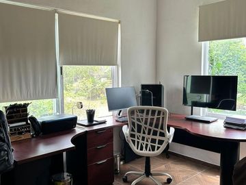 Casa en Venta / Renta en Fracc Santa Sofía Country Club (AMUEBLADA)