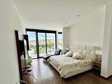RESIDENCIA EN VENTA EN BALCONES DEL CAMPESTRE