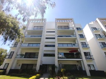 DEPARTAMENTO EN PARAISO COUNTRY CLUB