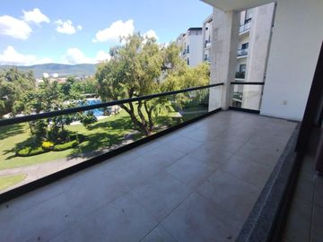 DEPARTAMENTO EN PARAISO COUNTRY CLUB