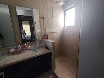 DEPARTAMENTO EN PARAISO COUNTRY CLUB