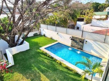 CASA EN VENTA ZONA DORADA, VISTA HERMOSA, CUERNAVACA