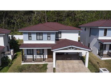 VENDO CASA EN LA CHORRERA COSTA VERDE ARCADIA – Modelo Lilia