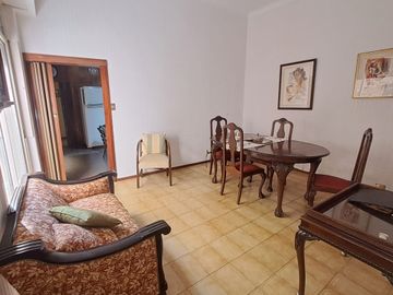 VENTA PH 4 AMBIENTES CON PATIO EN BARRACAS CABA