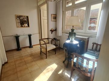 VENTA PH 4 AMBIENTES CON PATIO EN BARRACAS CABA