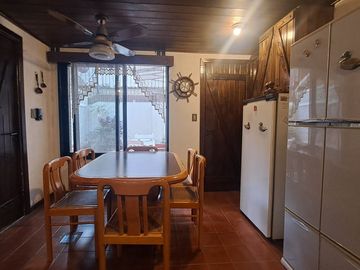 VENTA SEMIPISO 4 AMBIENTES CON PARRILLA CABA