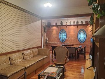 VENTA SEMIPISO 4 AMBIENTES CON PARRILLA CABA