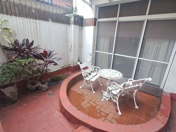 VENTA SEMIPISO 4 AMBIENTES CON PARRILLA CABA