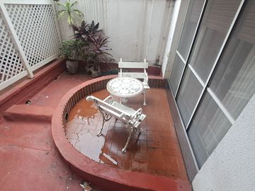 VENTA SEMIPISO 4 AMBIENTES CON PARRILLA CABA