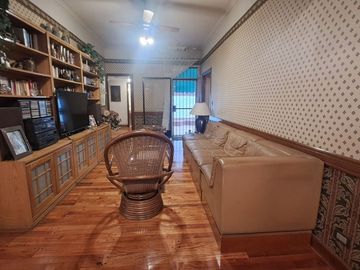 VENTA SEMIPISO 4 AMBIENTES CON PARRILLA CABA