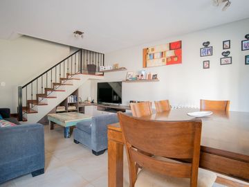 Venta casa en barrio Agustinas I, Villa Udaondo