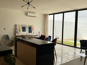 Casa en venta tipo TH con amenidades en Conkal, al norte de Mérida